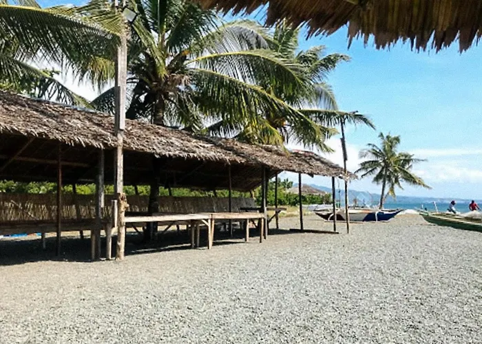 Coco Seaview Beach House Cebu